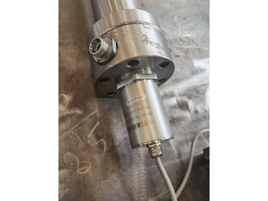 <b>米朗MTL3系列內置高壓式磁致伸縮位移傳感器在液壓油缸上應用</b>